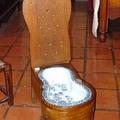 Bidet ancien en porcelaine de Chine